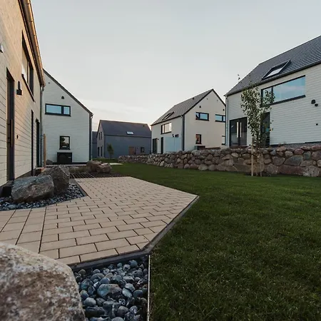 Neu Rügen Resørt Großzügige, Gemütliche Doppelhaushälfte Hanna Mit Terrasse Сasa de vacaciones Sagard