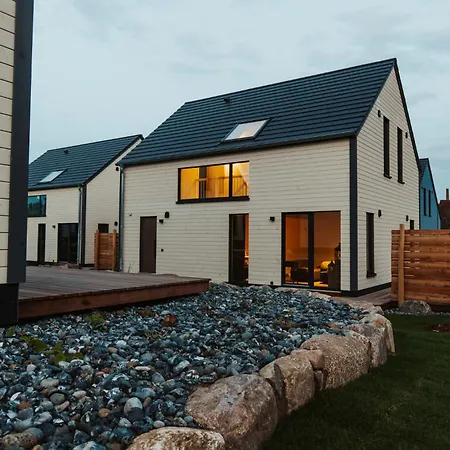 Сasa de vacaciones Neu Rügen Resørt Großzügige, Gemütliche Doppelhaushälfte Hanna Mit Terrasse Sagard